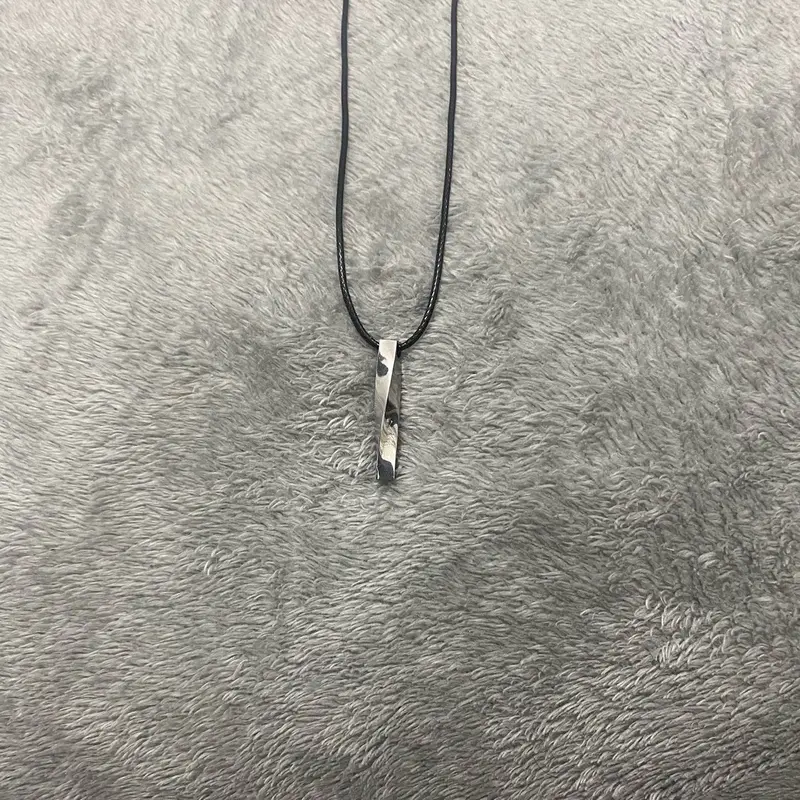 Kalung Tali Korea Bermacam Liontin Titanium Anti Karat dan Luntur Pria dan Wanita Aksesoris terlaris 8