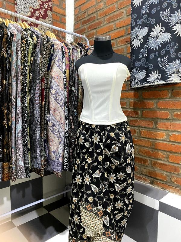 Longtorso Kaos  m l xl  Daleman Kebaya Wanita 3