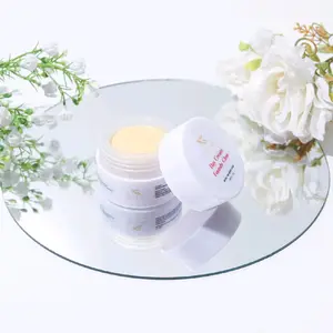 Zinesk(BARU)Day Cream Foundy Glow 10 gr Whitening Cream dengan Tektur Tinted Cream Mudah Digunakan - Wajah, Pelembab Mencerahkan Mengencangkan