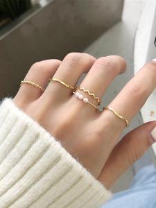 Conjunto de anillos combinados Pearl Wave, joyería para uso diario, diseño elegante, apto para todas las estaciones, material de aleación, estilo callejero