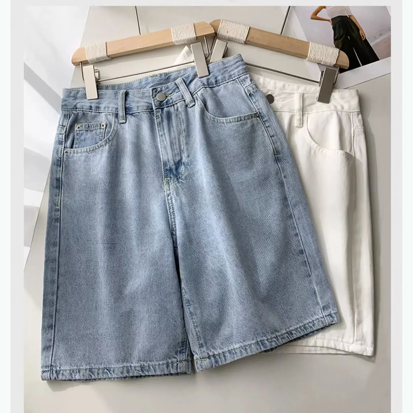 Biru muda HW Loose Celana Jeans Pendek Wanita Polos (realpict)