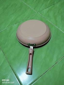 Product Review of Panci Teflon Frypan Marble Enamel / Teflon Frypan Marble Berwarna / Teflon Frypan Enamel Anti Lengket penggorengan anti lengket Kitchenware teflon  serbaguna from V**💜 1