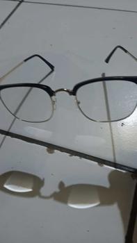 Product Review of （Bisa COD）Kacamata Baca Anti Radiasi Lensa Plus Lensa Baca dan Jalan Lensa Double lensa Bifocal Frame Modis Unisex Pria Wanita Cewek Cowok bifokal 605 from u**8 0