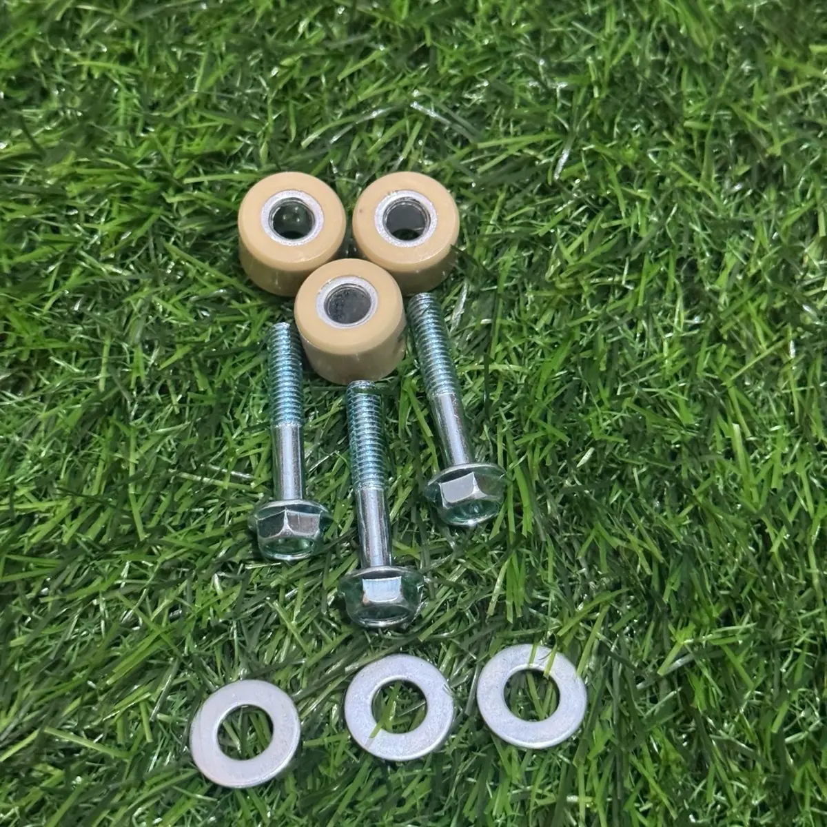 baut sepakbor vario new pnp beat deluxe esp satu set free sticer baut 10  panjang 3.5 cm