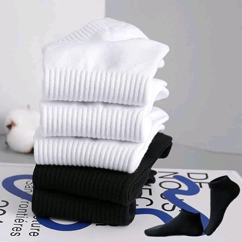 Tất Vớ Trơn Trắng ,Đen Thể Thao Nam Nữ , Cổ Ngắn Thời Trang Unisex Style Hàn Quốc. 3
