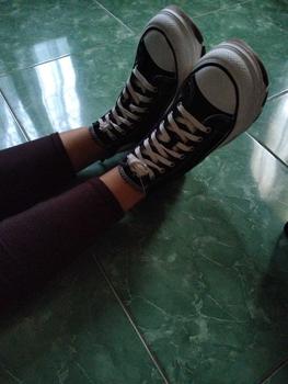 Product Review of Sepatu Sneakers Boots Wanita Casual Hak Tinggi Jaemin Sport Shoes MNS982 from A**i N**i 1