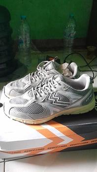 Product Review of Geoff Max - Robin Racer Warm White | Sepatu Olahraga Pria Wanita Unisex Sport Shoes Running Sneakers Casual from m**3 0