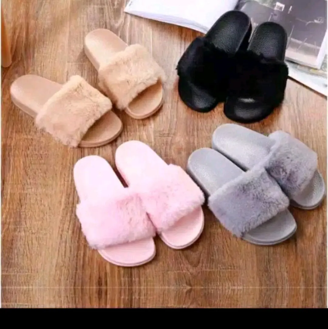 Sandal wanita kokop bulu korea