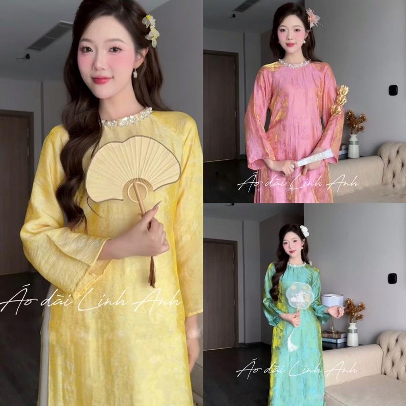 Linh Anh- có BIGSIZE- Áo dài tơ óng Tường Xuân đính cổ ngọc trai sang chảnh- áo…