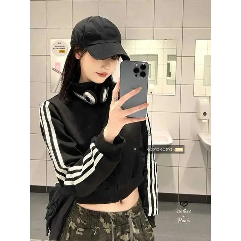 Jaket Crop Wanita - Stand Collar Jaket Vintage Crooped Korean Style Kekinian 2