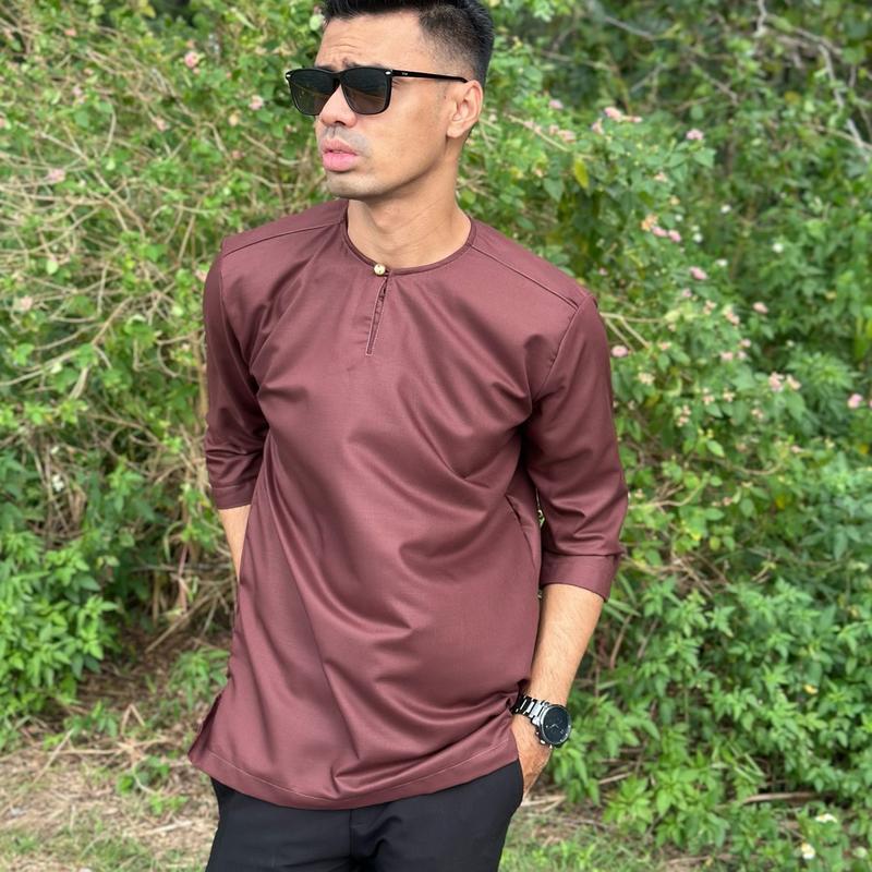 Nur By Puteh.Co Classic Cotton kurta 3/4 Sleeves 1
