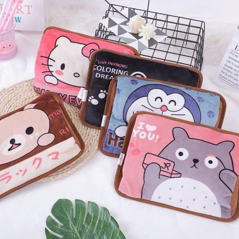 WangMart Bantal Penghangat perut nyeri haid  terapi Air Panas Bantal hangat Menstruasi Karakter bantal anti nyeri nyaman di pakai - Hello Kitty, Tanpa Dus
