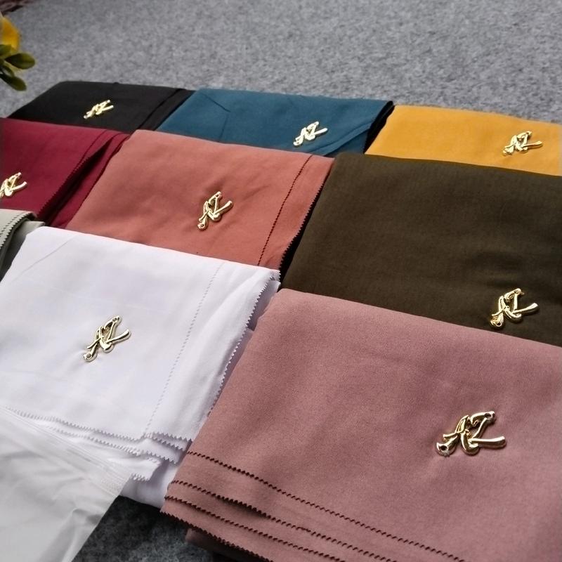 Azara Sultan Voal Polos Hijab Segiempat Bahan Voal Premium Metal Logo Pouch / Logo Print Kemasan Plastik ukuran standar 6