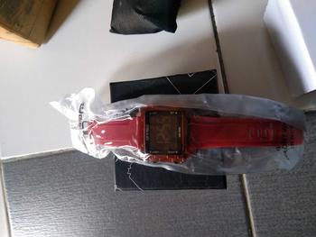 Product Review of Jam Tangan Wanita DIVIGO DV-2110 Transparan Original Digital Kotak Strab Rubber Tahan Air Digital Besi Stainless from A**a a**a 0