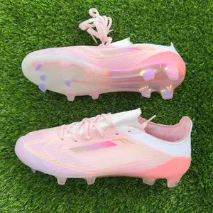 Sepatu Bola Pilihan F White Pink