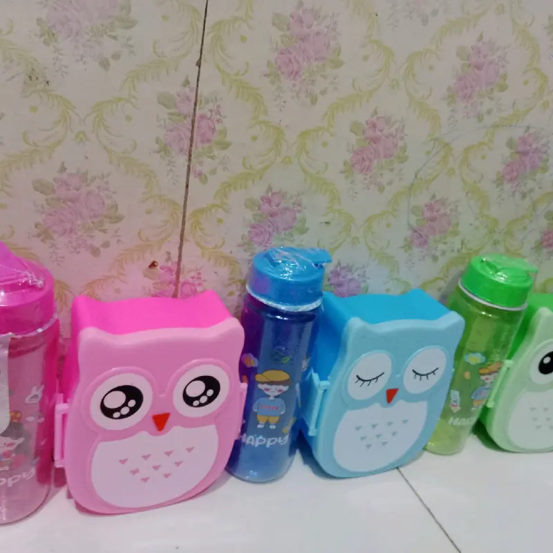 TEMPAT MAKAN PLUS BOTOL MINUM  500ML 0