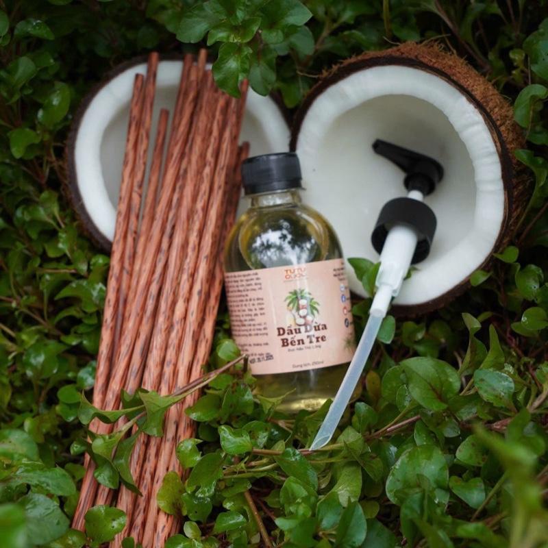 TẶNG 10 ĐŨA DỪA DẦU DỪA NGUYÊN CHẤT BẾN TRE đun nấu thủ công 250ml