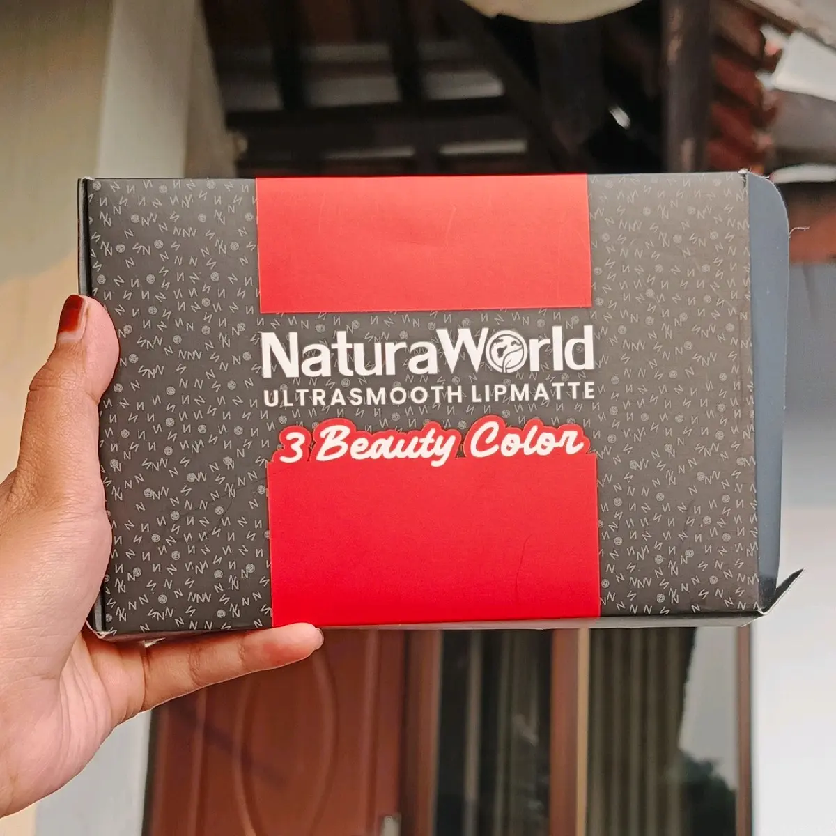 Lipmatte NaturaWorld (per paket isi 6 shade warna) Bibir Creamy