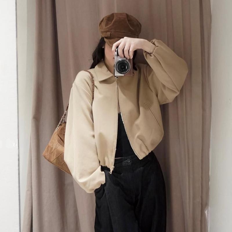 Áo Khoác Dạ Nữ Kiểu Basic Dáng Lửng Chi Tiết Túi Dọc Mùa Thu Đông Kimee - KA586