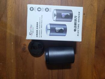 Product Review of Sanqiao Brand Popular Mini Mens Electric Shaver With Power Display Facial Comfort from 荣**贵 ~**c 0