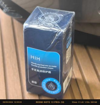 Product Review of HIH Original Pelembab dan Perawatan Retak Tumit dan Cream Kaki Kapalan Cream Kaki Pecah pecah Ultra Moisturizing Cream Stick Melembutkan dan Menghaluskan Tumit Kaki Original 40gr from A**l U**e 🇮** 1