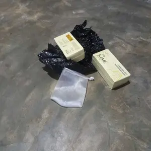 [BUY 2 BOX GET 4 BATANG FREE JARING] KIME Luminizing Jeju Brightening Soap 200Gr | Volcanic Ash Charcoal Niacinamide Collagen | Sabun Mandi Batang Pemutih Glowing Whitening Mencerahkan Wajah Muka Badan Kulit Tubuh Kaki Tangan Ketiak  Eksfoliasi Flek