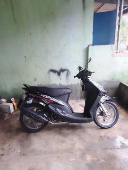 Product Review of Knalpot Standar Racing Original GOLD EXHAUST Full Aksesoris Tameng Air Blade Gen 2 Bass Adem untuk Motor Vario, Beat, Nmax, Aerox, PCX Motorcycle Motorcycle shijiro Kamera from b**1 1