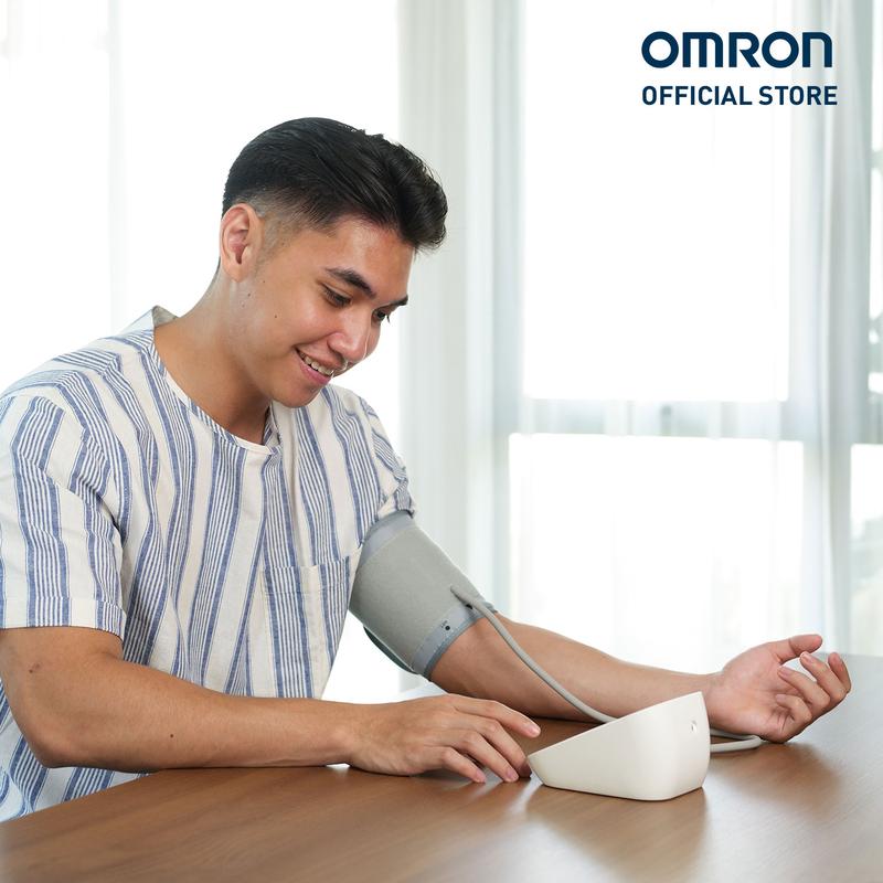 OMRON Automatic Blood Pressure Monitor JPN750 2