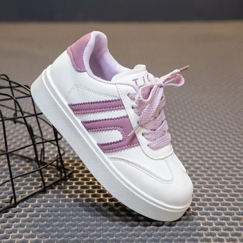 BOMBBEAR GAJIAN SALE 7.7 YNSS2203 Sepatu Sekolah Anak Dengan Fashion Sneakers bahan Strap Velcro Variant Tali Sepatu Kulit Sintesis Premium, Nyaman Lentur Ringan Desain Ergonomis untuk Aktivitas Aktif Si Kecil! warna Hitam Coklat Merah Ungu size 26-37 3