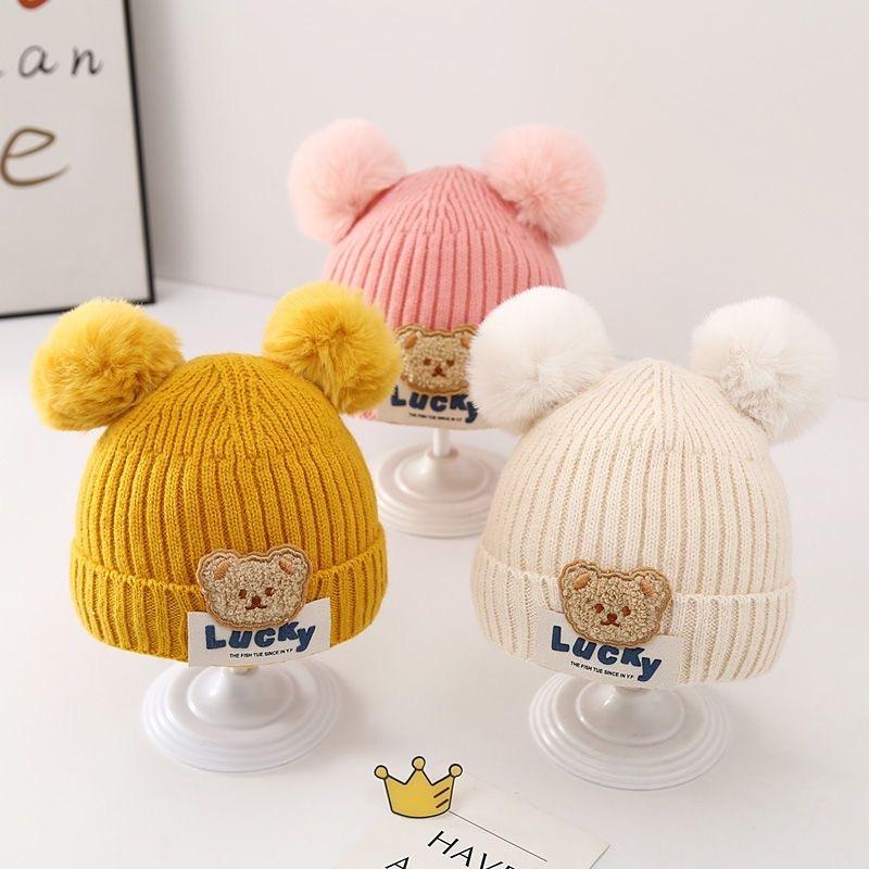  Mũ Len Dệt Kim Thiết Kế Em Bé Dễ Thương Với Pompom Đôi Hình Gấu Hoạt Hình Thích Hợp Cho Mùa Thu Và Mùa Đông Cho Trẻ Mới Biết Đi Và Trẻ Em Mũ Bảo Vệ Tai Mũ Ấm 