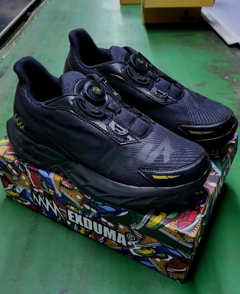 Product Introduction of Sepatu Olahraga Viral Exduma Sparco Hitam tali putar potenzio Terbaru Original 2