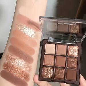 マット＆グリッターアイシャドウパレット 高発色ブレンドしやすい 長時間キープ シマーカラーメイクパレット