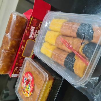 Product Review of 3 varian roll premium tanpa terigu keju,prunes,original  (gluten free) from j**e d**6 0