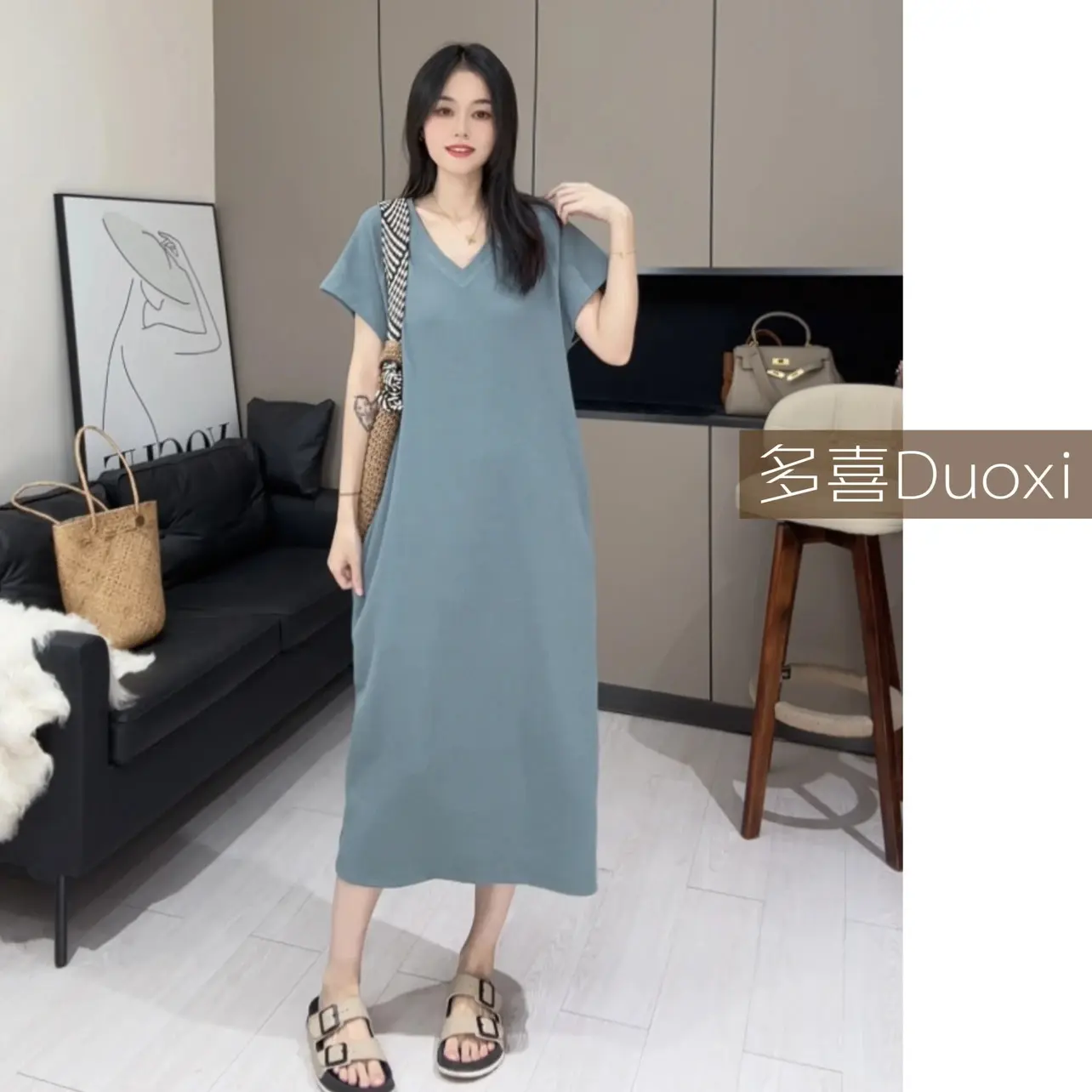 New Waffle V-neck dress for casual wear with a relaxed feel