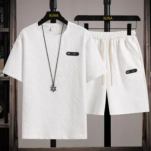 Setelan Kaos & Celana Pendek Pria Oversize – Fashion Casual Jacquard Putih/Khaki