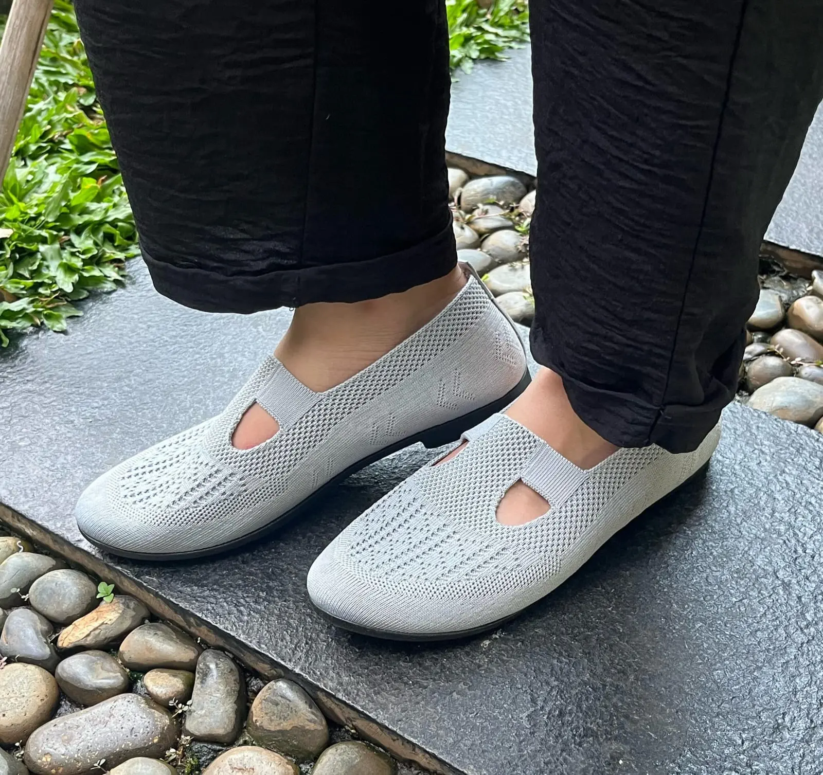 sepatu wanita import flat shoes  ringan sol karet hitam anti slip