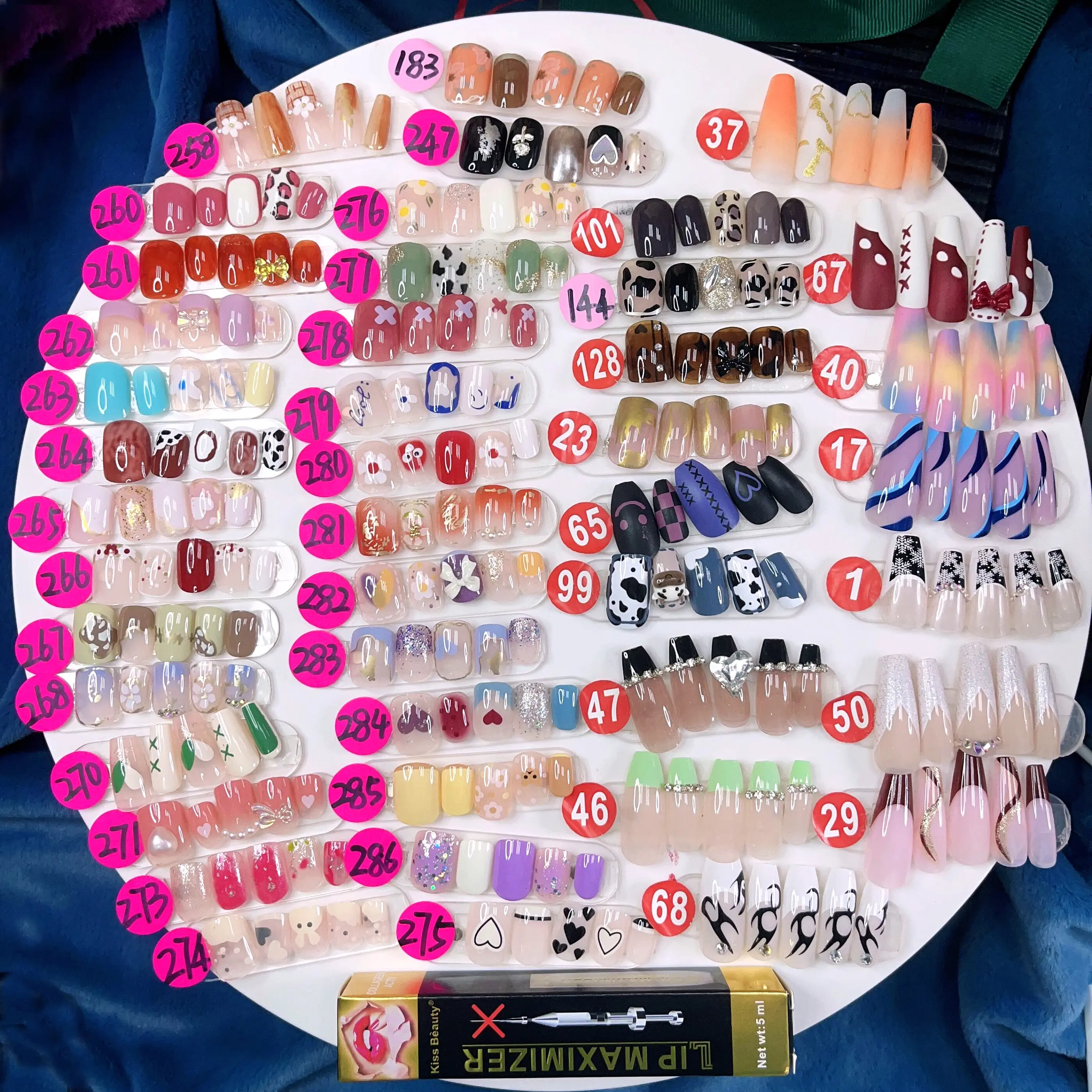 Beautiful Wearable Fake Nails short nails and long nails