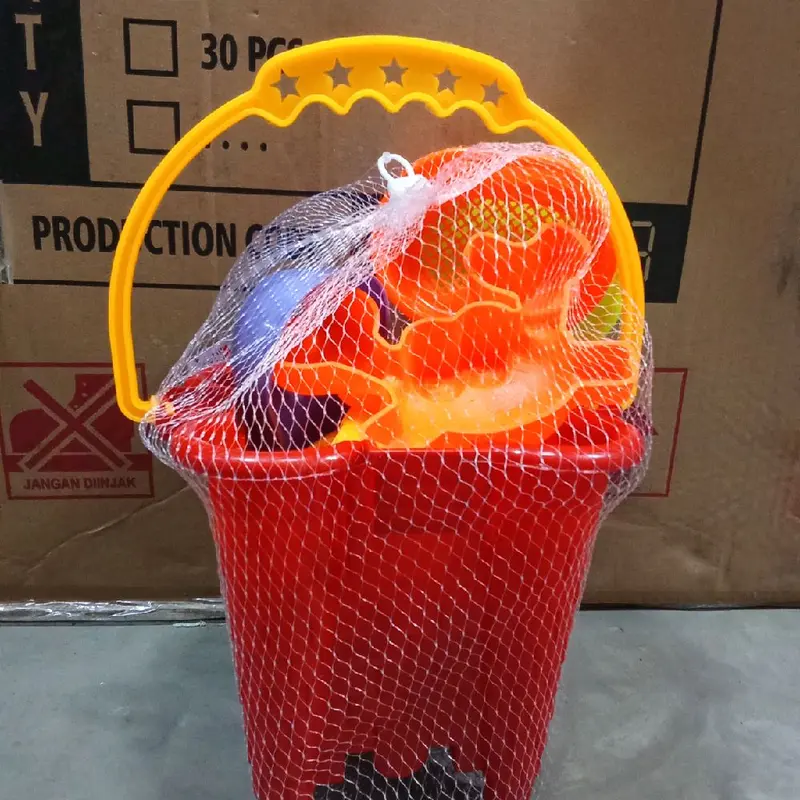 Ember Pantai TB 02 dengan Berbagai Macam Cetakan Toys/mainan cetakann pasir murah aneka/ istana pasir + bubble wrap 6