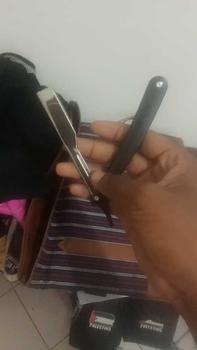 Product Review of Pisau Cukur Lipat Manual Cukur Kumis Jenggot Rambut Barber 0753 Steel Razor from P**😐 1