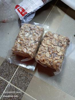 Product Review of PECAHAN Kacang Mete Sulawesi 250gram ( Vakum ) from c**5 0