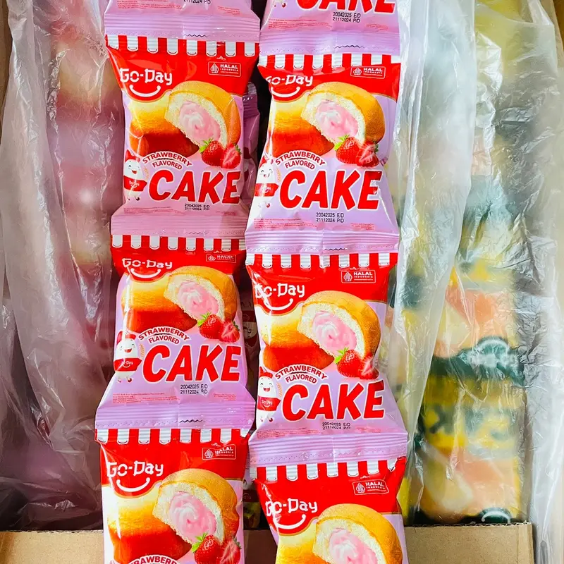GODAY CAKE 1 RENCENG ISI 10 BIJI RASA STRAWBERRY DAN CUSTARTD LEMBUT ENAK HALAL PIE GO-DAY CAKE 5