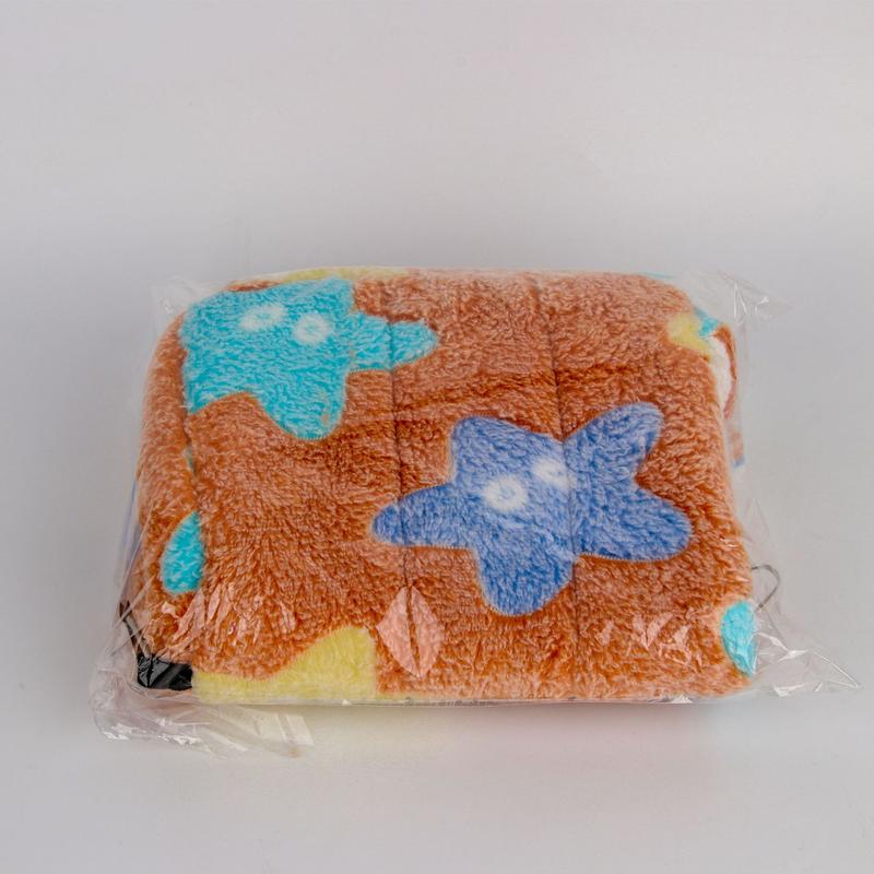 Product Introduction of Small pet cotton nest,Jilong hamster nest,Comfortable, soft and warm Suitable for keeping small pets warm in winter 16