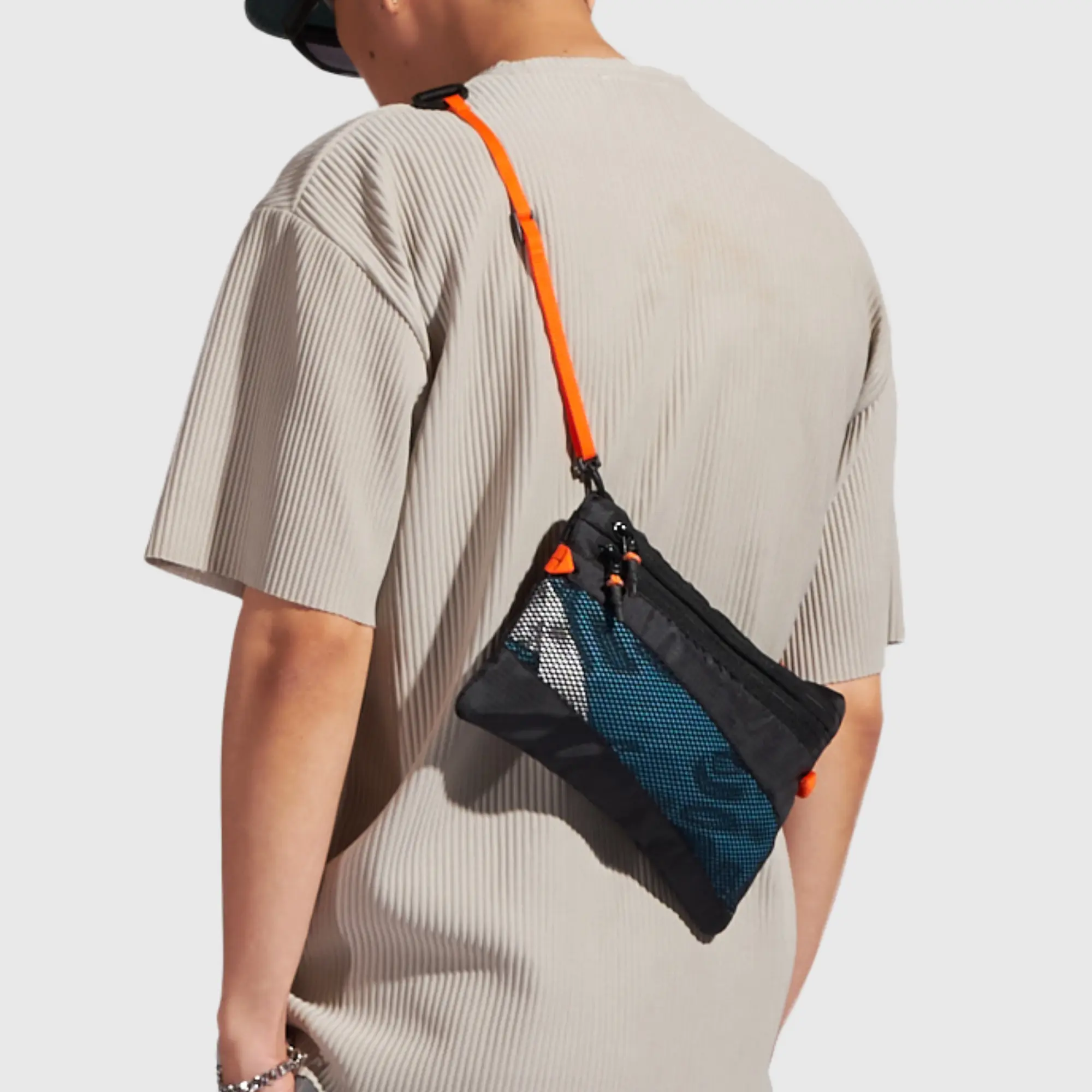 SYMA. Mantra Sacoche Sling Bag Black Selempang