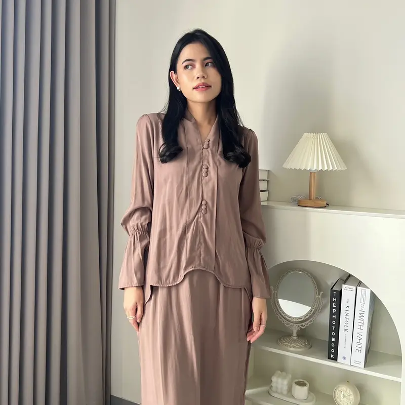 Hoolaqueen - Nameera Set Kurung - One Set Kurung Melayu - Set Rok Baju Kurung Kondangan Dewasa 1