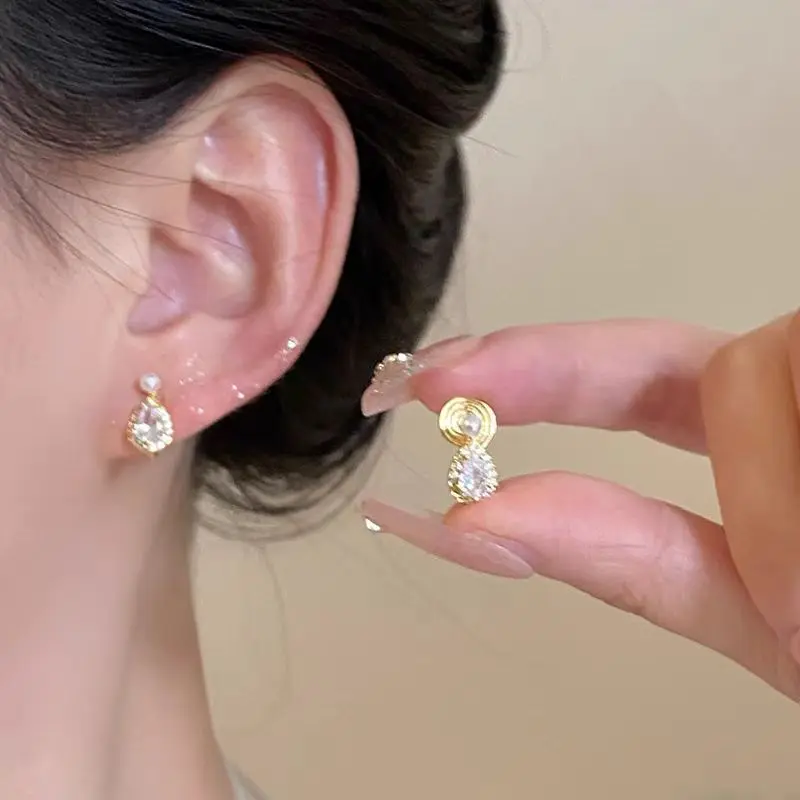 Teardrop Earrings Elegant Cubic Zirconia Clip-on Earrings Hypoallergenic Stud Earrings for Women Girls