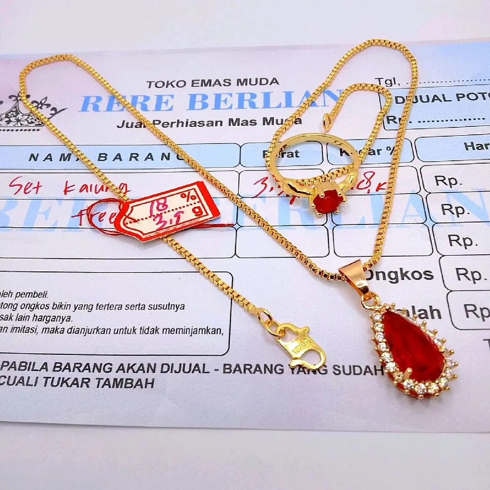 Terbaru, SET KALUNG PERMATA MERAH FREE CINCIN PERMATA MERAH Emas Muda 3,5g Free Surat Resmi Dari Toko