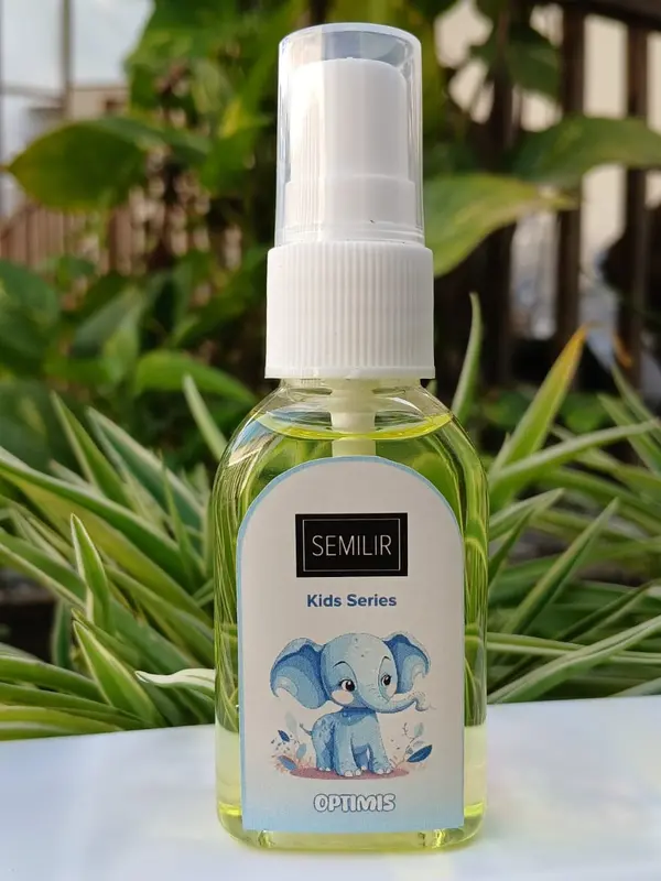 Parfum An@k Isi 5 Botol Dengan 5 Varian Aroma Yang Menyegargakan 4