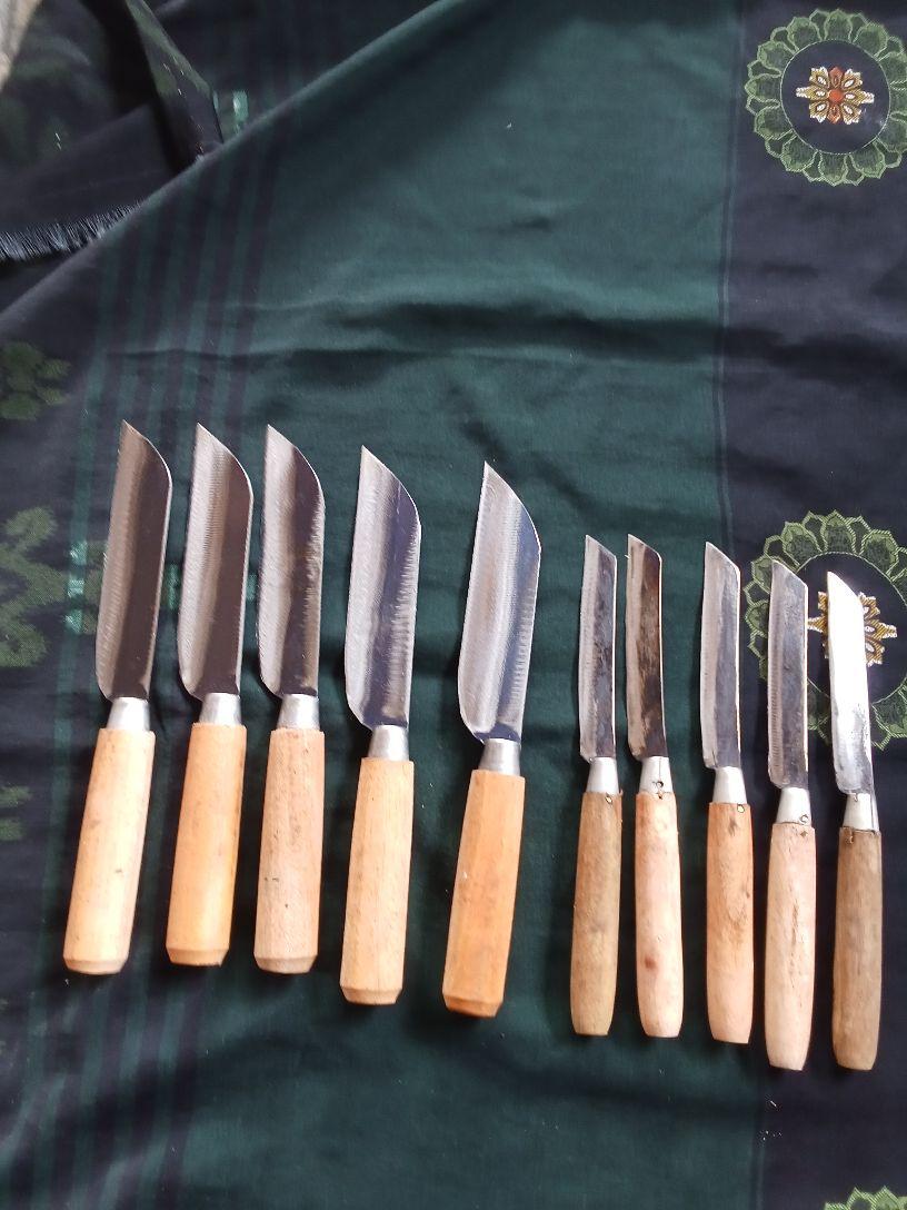 Pisau Dapur Baja paket 10 biji terdiri dari 5 Pisau Dapur Tanggung dan 5 Pisau Dapur Kecil(5 tgg 5 unyl)