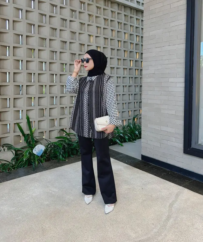 Kemeja Wanita Jumbo Rayon Kombinasi Busui Motif Janeva By Kamalin 5