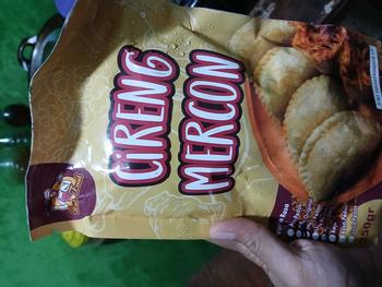 Product Review of 1 Pack Cireng Mercon Umafood Isi Ayam Suwir Pedas / Jando Pedas / Usus Pedas / Ati Pedas / Keju from L**a 0